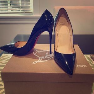 Christian Louboutin So Kate